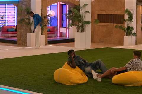 Love Island fans praise Reuben for supporting Josh during Mimii drama