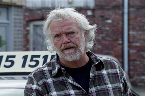 Coronation Street Star Quits Soap After Three Years in Explosive Storyline