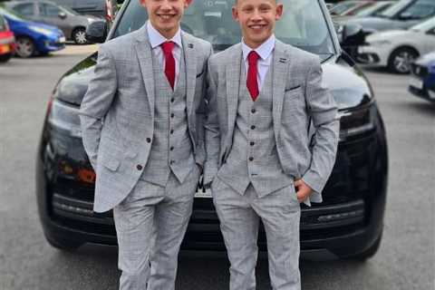 Coronation Street Actor's Shocking Twin Revelation