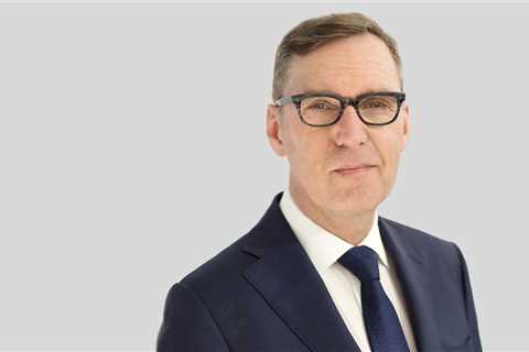 Labour Adviser Warns: Getting Sick Brits Back to Work is Top Economic Issue