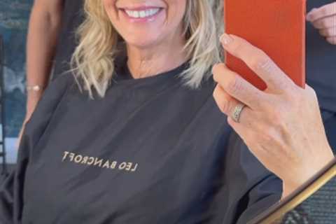 Ruth Langsford Keeps Wedding Ring On Amid Eamonn Holmes' New Relationship