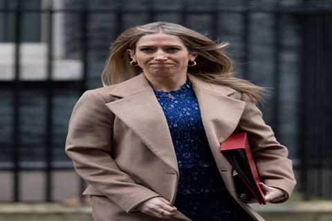 Labour's £14 Billion Union Pay Deal Could Mean £878 Tax Hike for Workers, Tories Warn