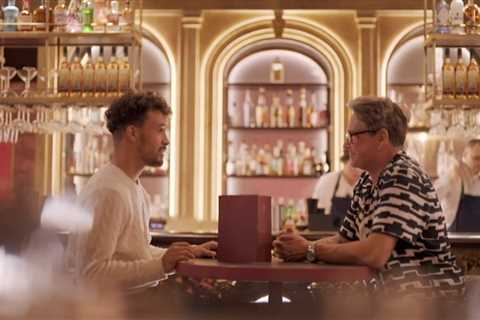 Celebs Go Dating fans criticize Stephen Lustig-Webb for dating 22-year-old on the show