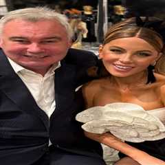 Eamonn Holmes slammed for posing with Hollywood pal Kate Beckinsale