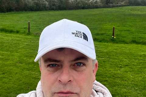 Coronation Street Star Simon Gregson Reveals New Side-Hustle to Tackle Tax Bill