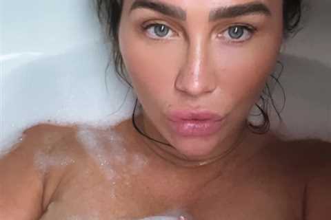 Lauren Goodger shares sultry snap amid TOWIE drama