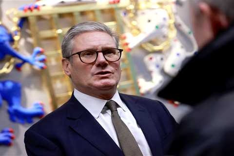 Sir Keir Starmer Under Fire for 'Taking the Knee' and Abandoning Israel, Warns Kemi Badenoch