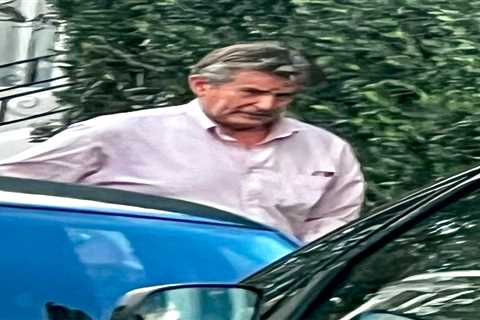 Mystery Man Spotted Outside Miranda Hart's Home After Secret Wedding Announcement