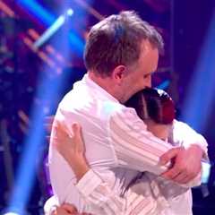 Strictly fans touched by Dianne's sweet message to Chris