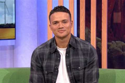 Jermaine Jenas replaced as main presenter of Formula E on TNT Sports