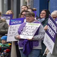 Union threatens strike over government-backed pay rise