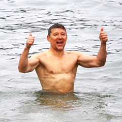 This Morning Star Ben Shephard Flaunts Six-Pack in Freezing Christmas Day Swim