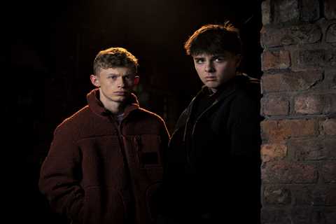 Coronation Street Shock: Mason Radcliffe Brutally Stabbed by Brothers in Knife Crime Horror
