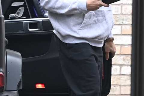 TOMMY Fury spotted at Molly-Mae Hague's mansion after New Year's kiss