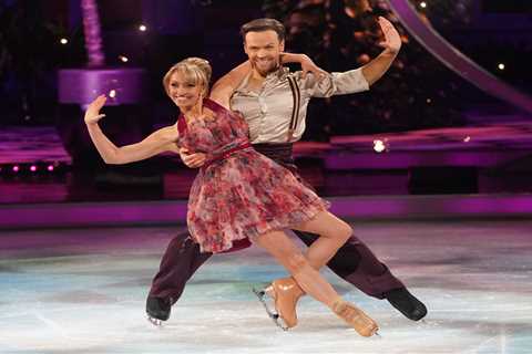 Dancing on Ice: Fans back Michaela Strachan after amazing first dance