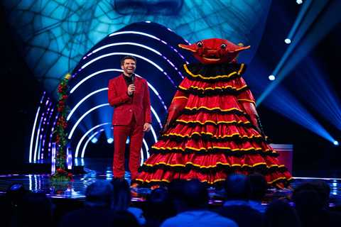 The Masked Singer: Fans Convinced Dressed Crab is a US Star