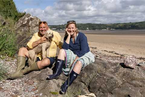 Wynne Evans opens up about his struggles in emotional BBC show
