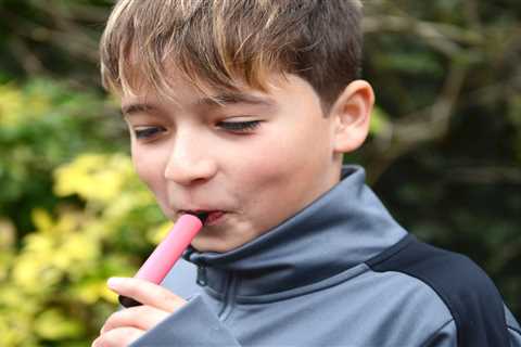 British Tobacco Giant Calls for Tougher Fines on Retailers Selling Vapes to Kids