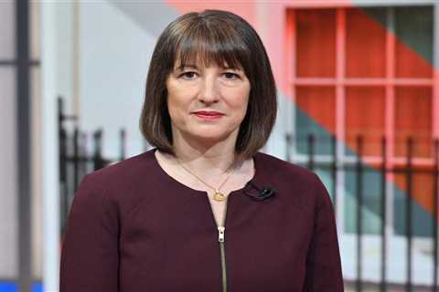 Rachel Reeves denies claims of expenses probe during banking career