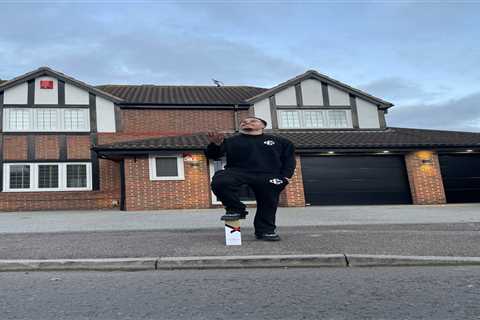 Love Island Star Toby's New £700k Home Revealed