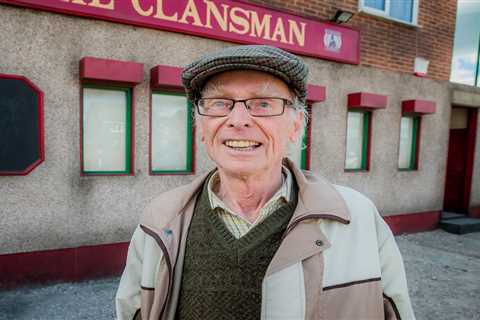 Tributes pour in for Still Game legend Jimmy Martin