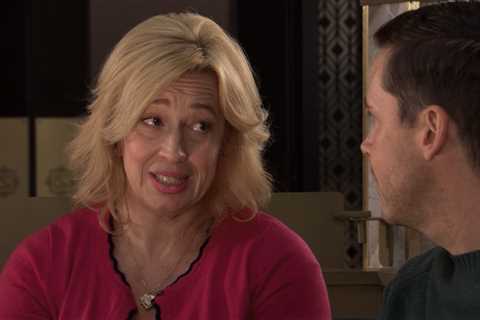 Coronation Street's Julie Carp Reveals Heartbreaking Secret
