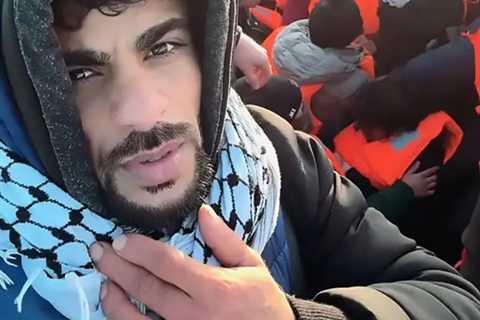Extremist Hamas supporter arrested by UK immigration after arriving on small boat