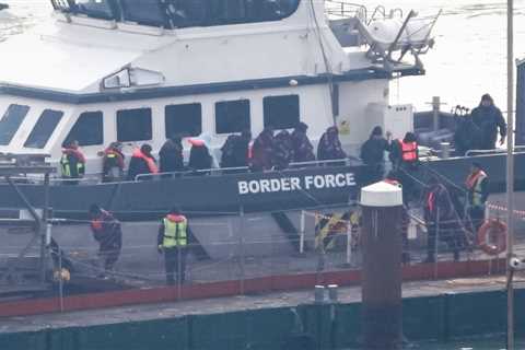 Record-breaking numbers: Over 4,000 small-boats migrants reach the UK in 2024