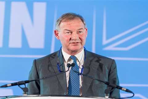 Nigel Farage rules out return for suspended MP Rupert Lowe