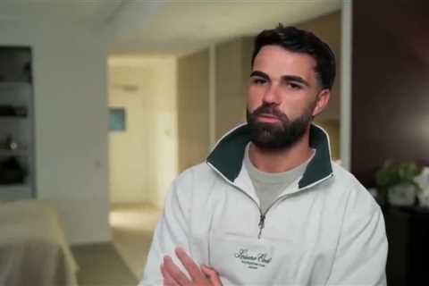 MAFS Australia fans criticize Adrian for 'rude' behavior as wife walks out