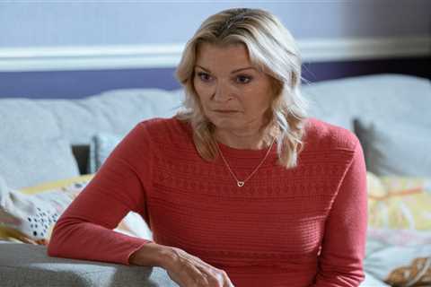 EastEnders Spoilers: Kathy Beale's Passionate Affair with New Man