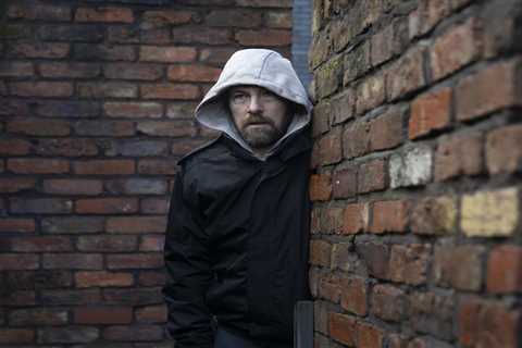 Shocking Gun Drama Unfolds on Coronation Street as Rob Donovan Returns