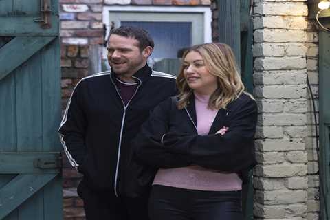 Coronation Street fans call for axing of new couple