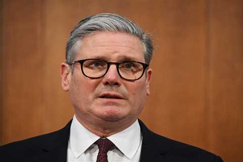 Keir Starmer Warns Putin of 'Severe Consequences' if Ukraine Peace Deal is Broken