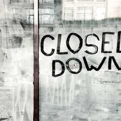 Bargain hunters gutted as Poundland shuts Gravesend shop - everything slashed to half price