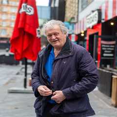 Wetherspoons Boss Tim Martin Admits His Expensive Pub Lighting Was Totally Pointless