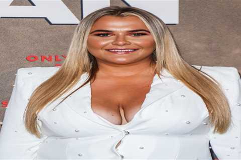 TOWIE Star in Talks to Join Celebs Go Dating