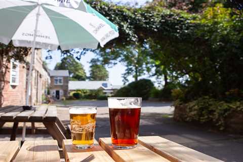 Sunshine's Here! 5 Ways to Get Boozy (and Fed) Without Breaking the Bank