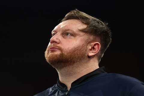 Wade's Handshake Snub: The Darts Drama Nobody Asked For