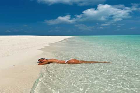 Exploring Luxury and Love: Kady McDermott's Maldives Escapade