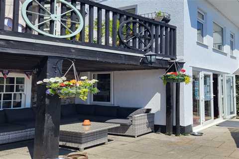 Last Orders: Cornish Pub's Final Pints Leave Locals Gutted