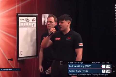 Opera-Singing Referee is Stealing the Show at European Darts - and Fans Can't Get Enough