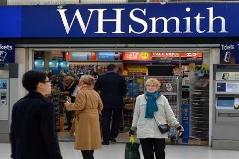 The High Street Bloodbath Continues: WHSmith Stores Vanishing Before Our Eyes