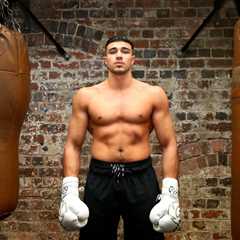 Tommy Fury's Secret Hand Nightmare – Dad John Spills on Fight Cover-Up