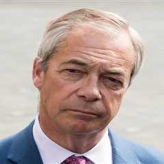 Farage's Latest Political Chess Move Has Labour Scrambling