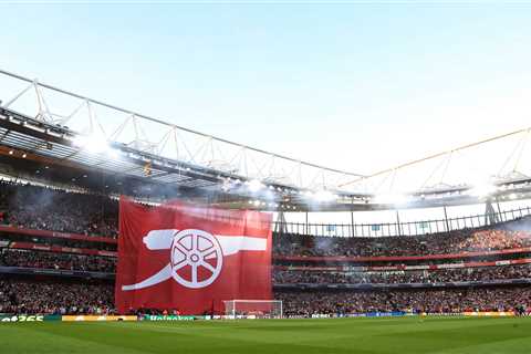 Disgraceful scenes at Emirates as PSG players face racist abuse – Arsenal promise swift action