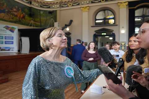 Reform's First Mayor Loses It on Live TV - Shoves Mic and Storms Off During Sky News Accent Clash