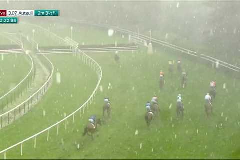 Hailstorm Chaos! Horses and Jockeys Flee as 'Golf Ball' Ice Chunks Pummel French Race
