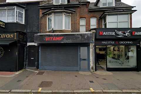 Health store vanishes from Watford high street - locals gutted