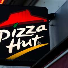 Pizza Hut Just Fired 120 People for Some Touchscreens (And I'm Not Even Surprised)